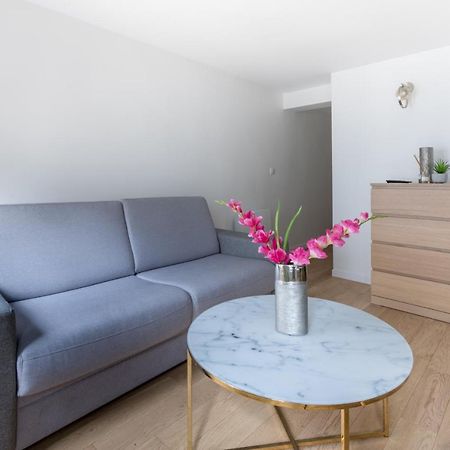 Home Suite Home Grands Boulevards - 42 Paris Luaran gambar